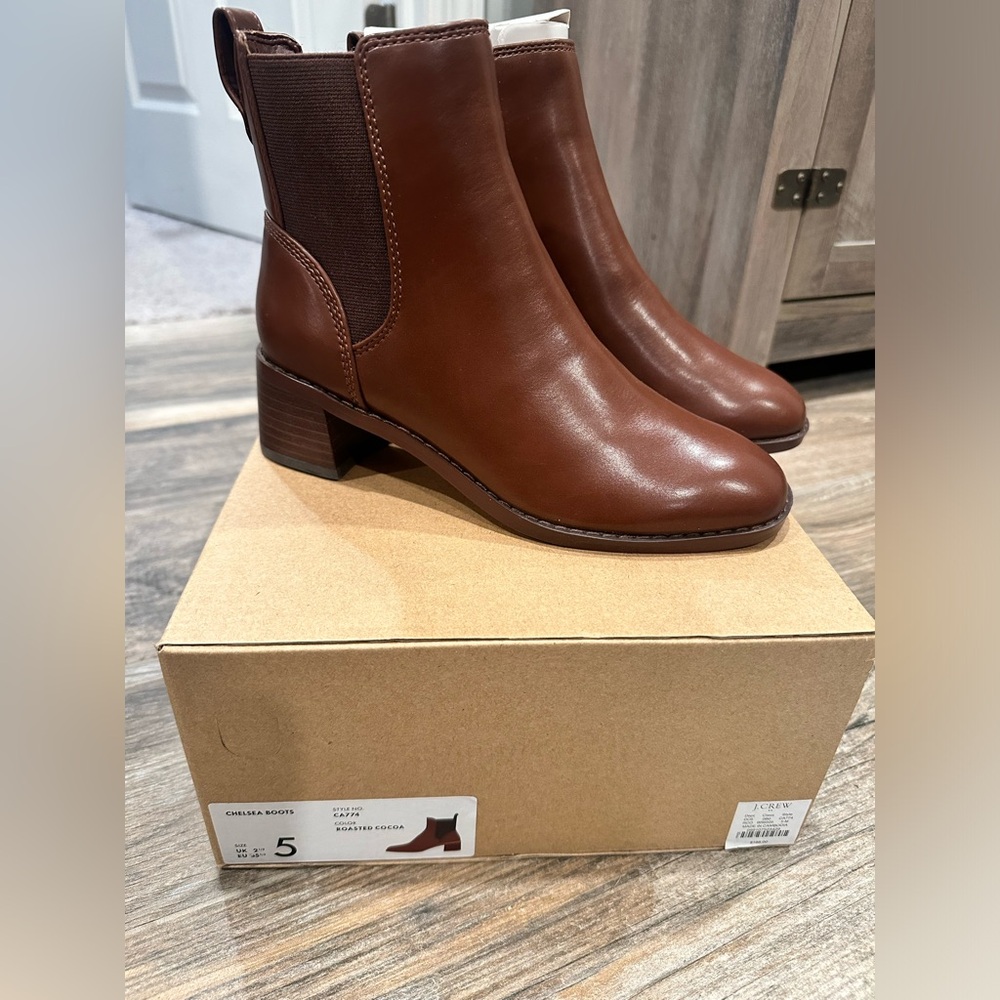 J Crew Chelsea Boot — NEVER WORN size 5